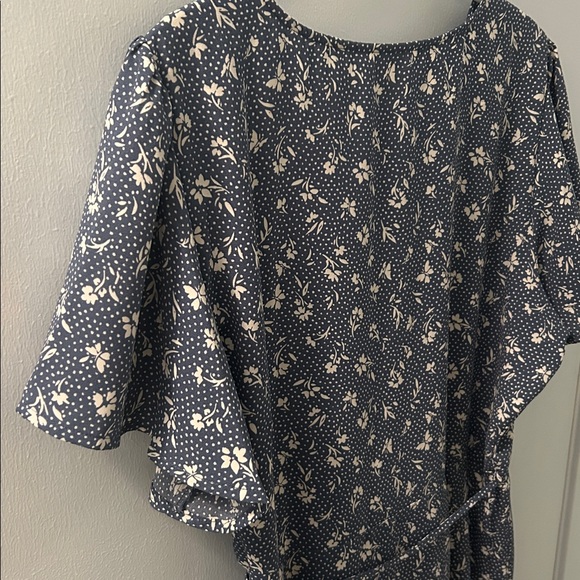 LC Lauren Conrad Short Sleeve Wrap Mini Dress - Picture 12 of 16